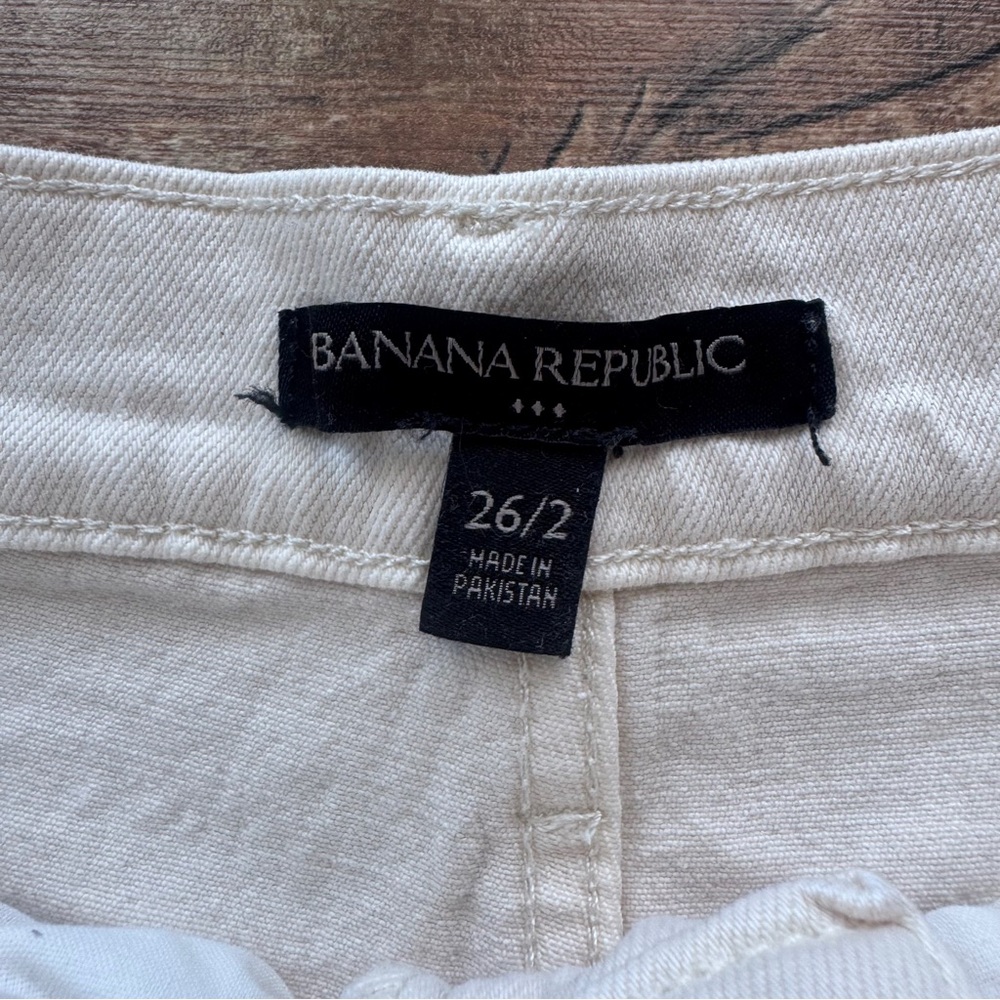 Banana Republic Beige High Rise Button Fly Stretch Denim Shorts Size 2/26 - Picture 5 of 6